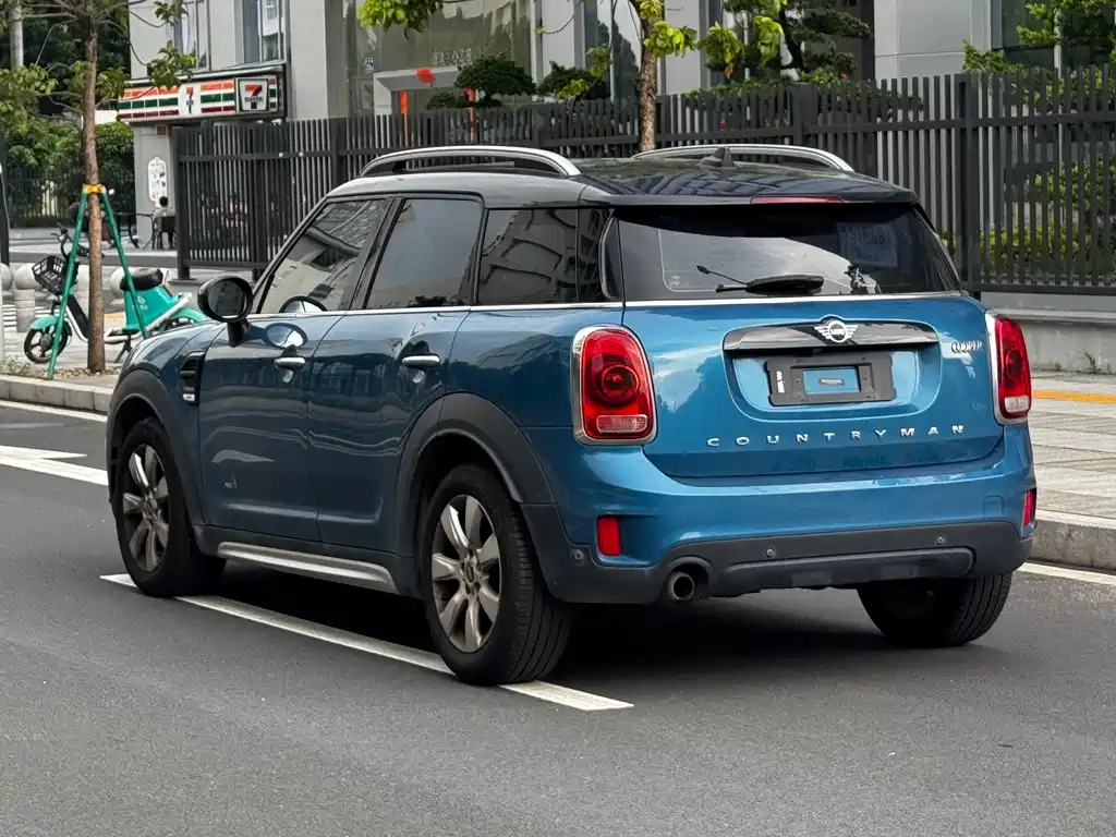 MINI Countryman 2019 — фото 15