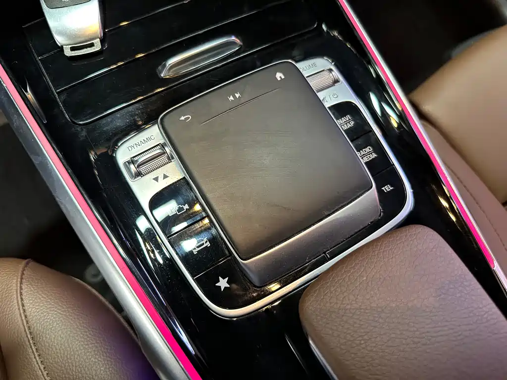 Mercedes-Benz GLB 2021 — фото 10