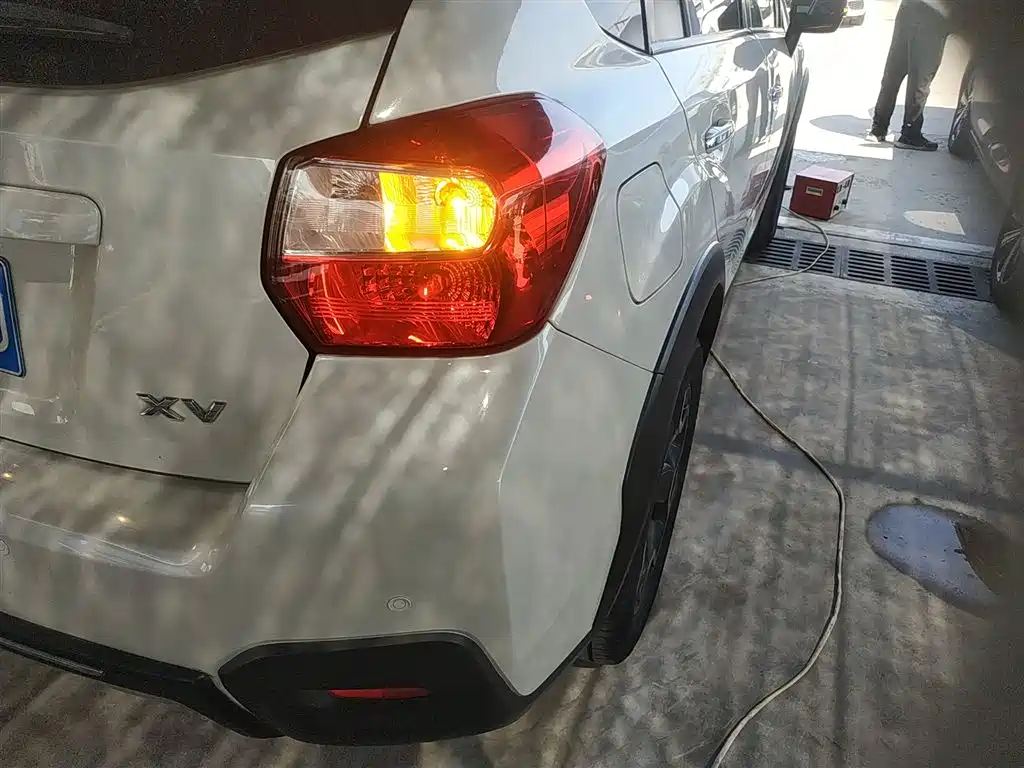 Subaru XV 2015 — фото 8