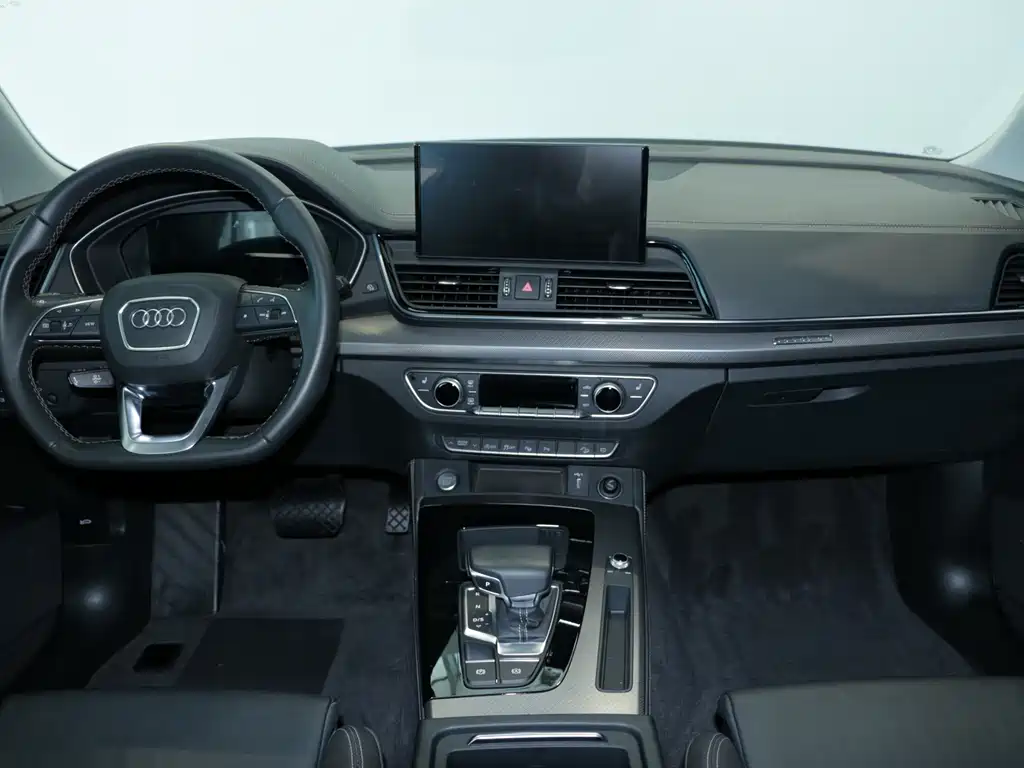 Audi Q5L 2022 — фото 7