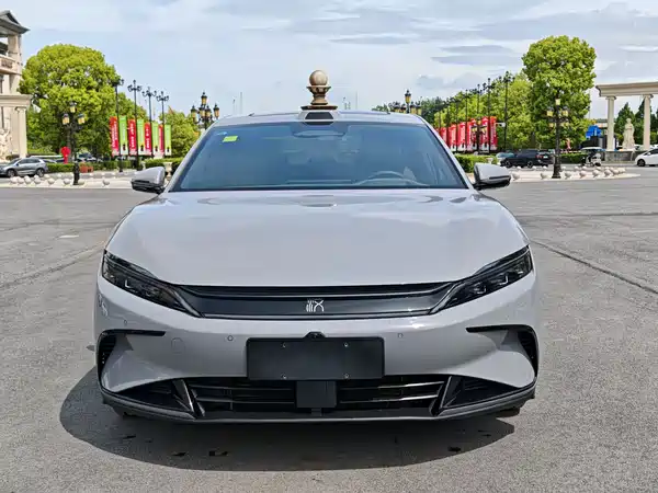 BYD Han 2025
