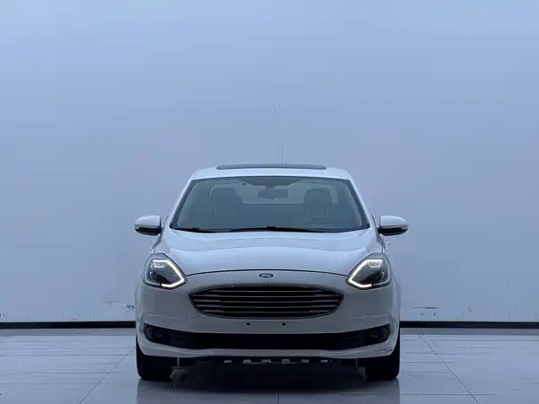 Ford Escort 2019