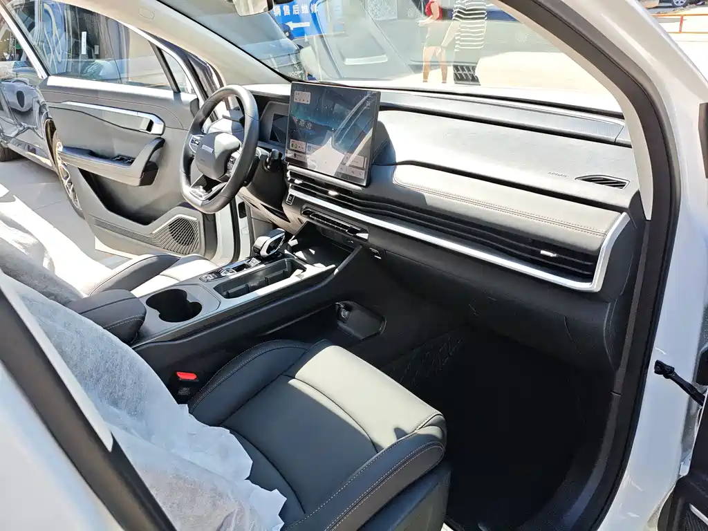 Geely Radar King Kong 2026 — фото 12