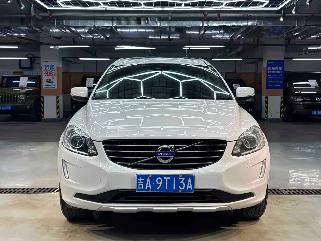 Volvo XC60 2013 — фото 2