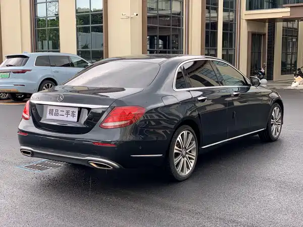 Mercedes-Benz E-Class 2017