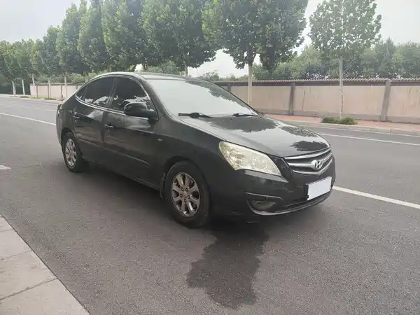 Hyundai Yuedong 2011