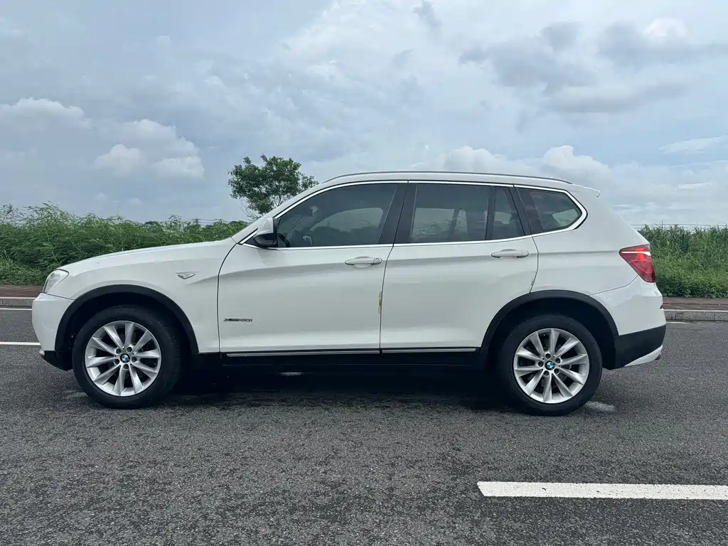 BMW X3 2013 — фото 22