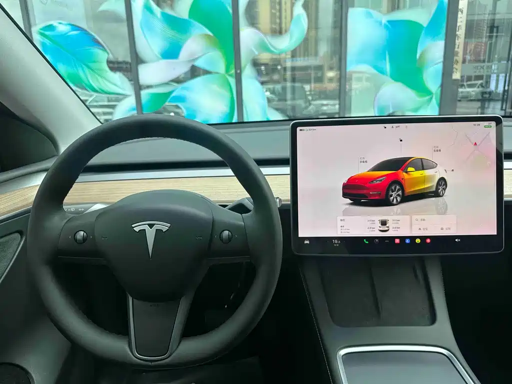 Tesla Model Y 2023 — фото 15