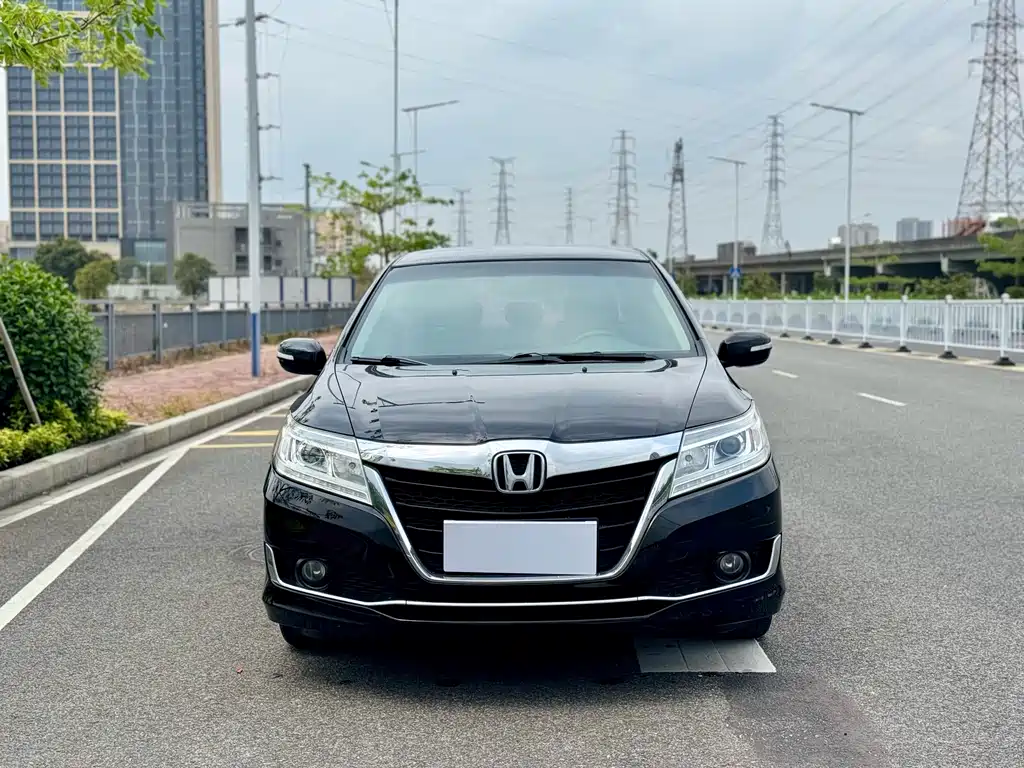 Honda Crider 2016