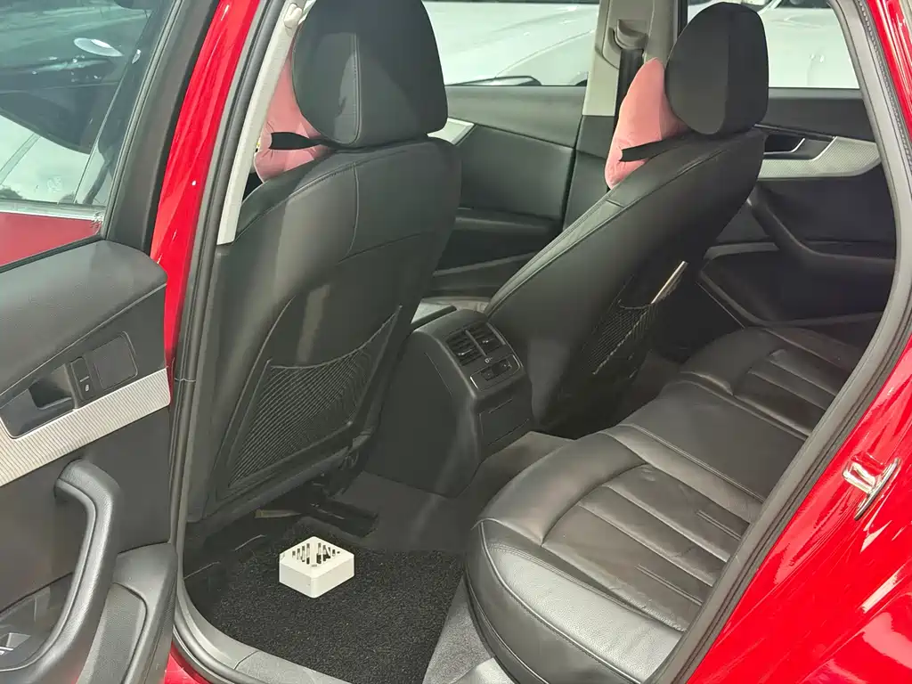 Audi A4L 2017