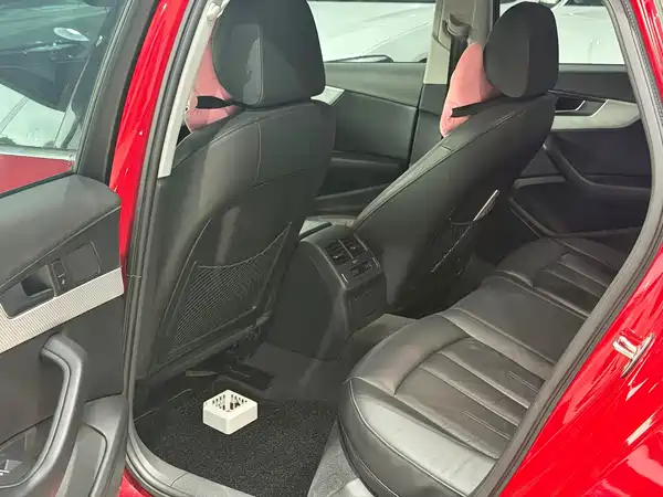 Audi A4L 2017