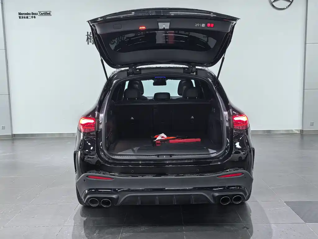 Mercedes-Benz GLC AMG 2024 — фото 19