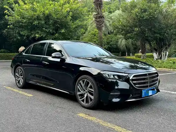 Mercedes-Benz E-Class 2025