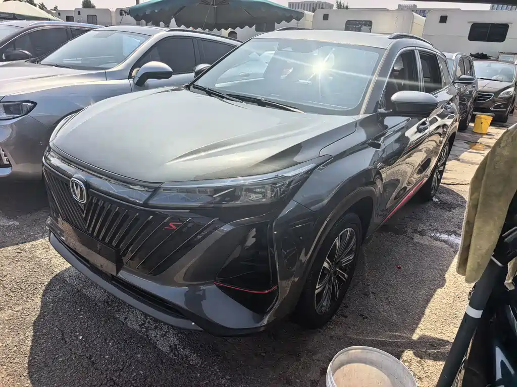 Changan CS75PLUS 2022 — фото 1