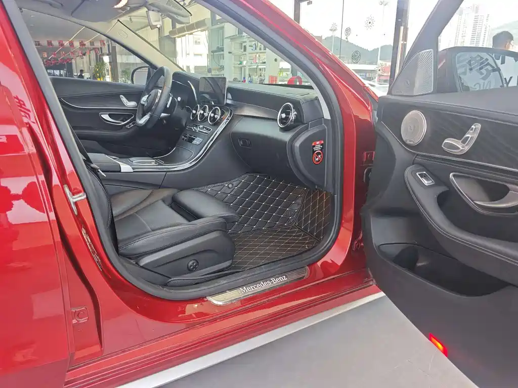Mercedes-Benz C-Class 2020 — фото 15