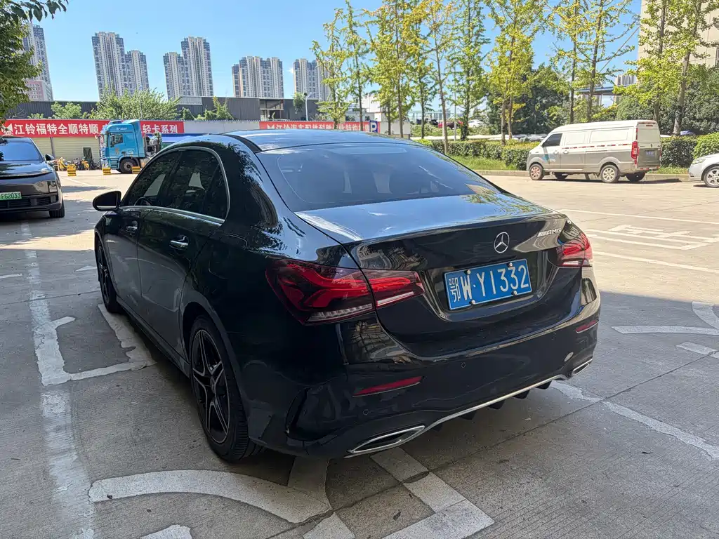 Mercedes-Benz A-Class 2019 — фото 9