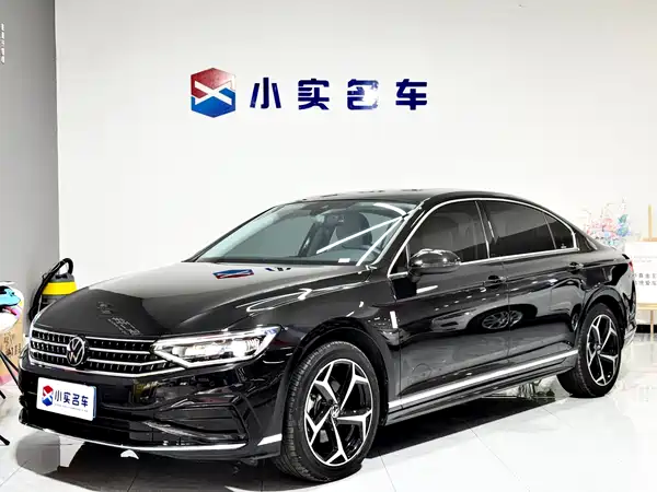 Volkswagen Magotan 2025