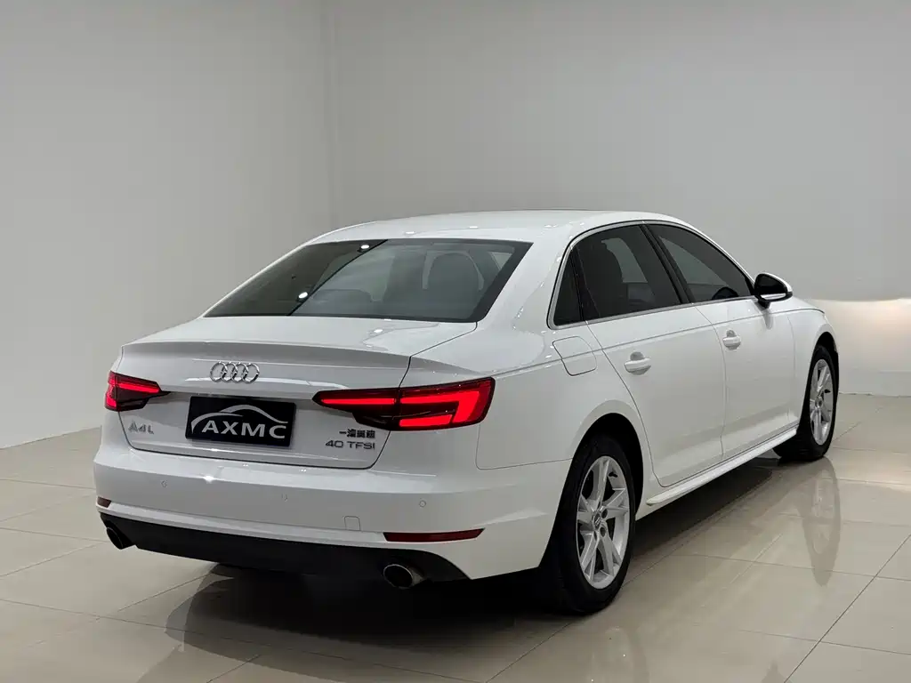 Audi A4L 2017 — фото 4