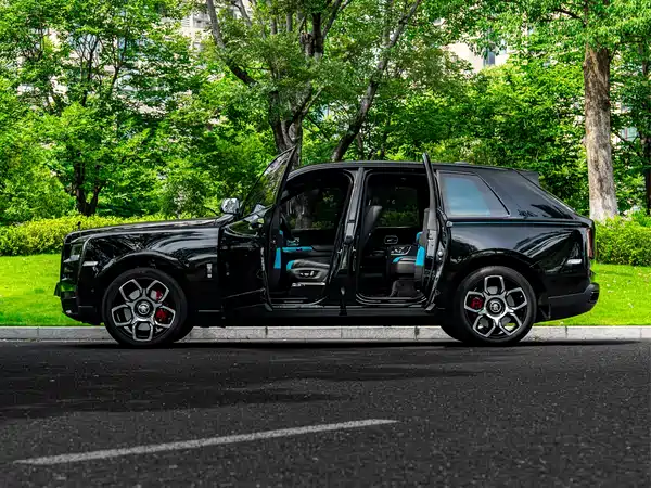 Rolls-Royce Cullinan 2020