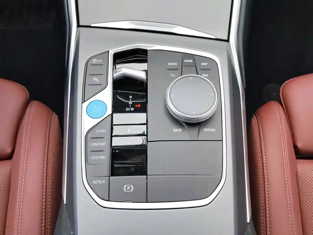 BMW i3 2025 — фото 10