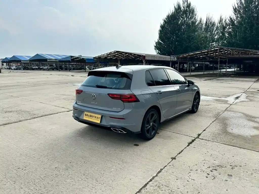 Volkswagen Golf 2022