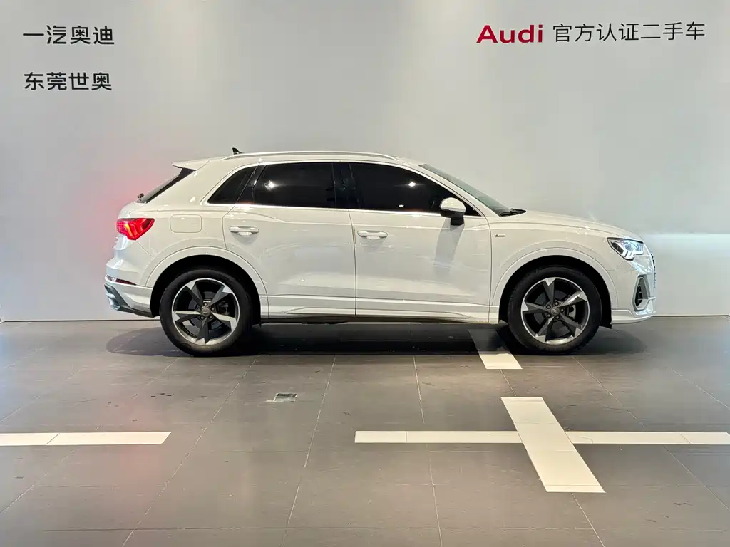 Audi Q3 2020 — фото 3