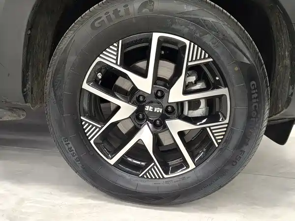 BAIC BJ30 2025