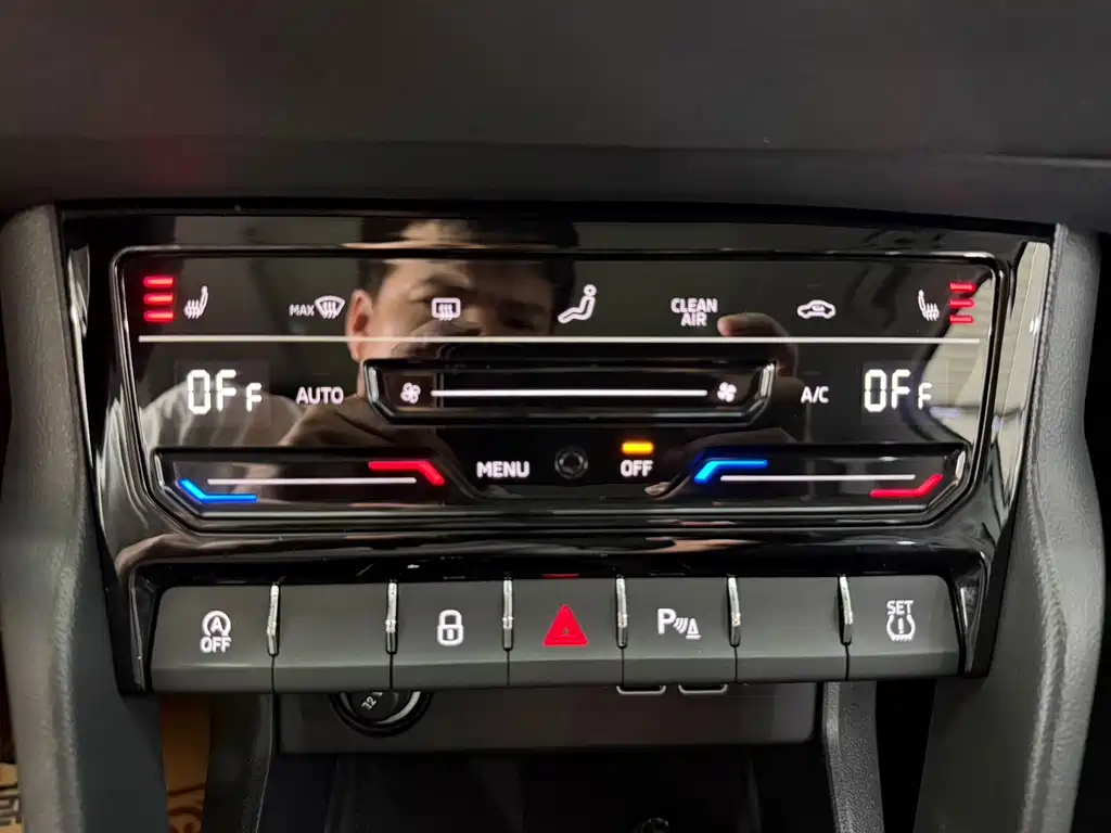 Skoda Karoq 2023 — фото 6
