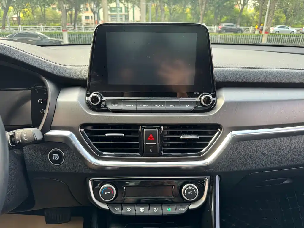 Kia Sportage 2020 — фото 8