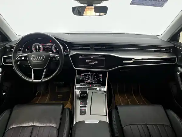 Audi A6L 2022