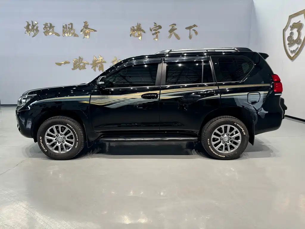 Toyota Prado 2015 — фото 3