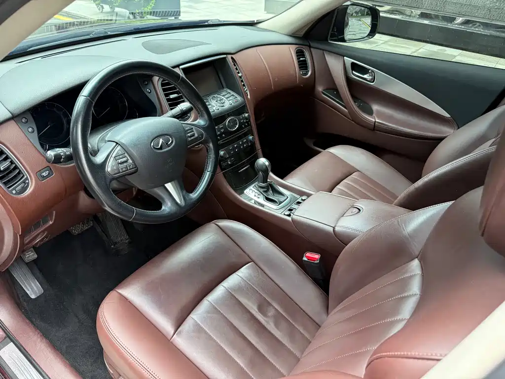 Infiniti QX50 2017