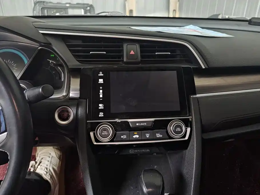 Honda Civic 2021 — фото 13