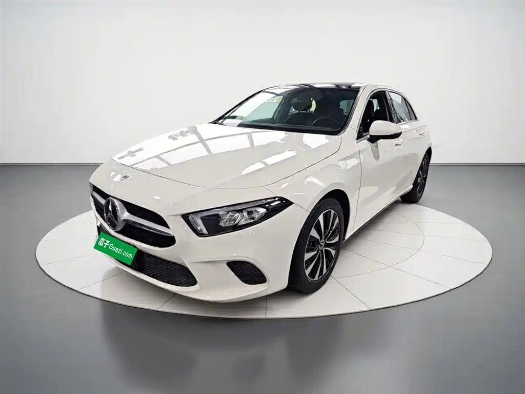 Mercedes-Benz A-Class 2023 — фото 1