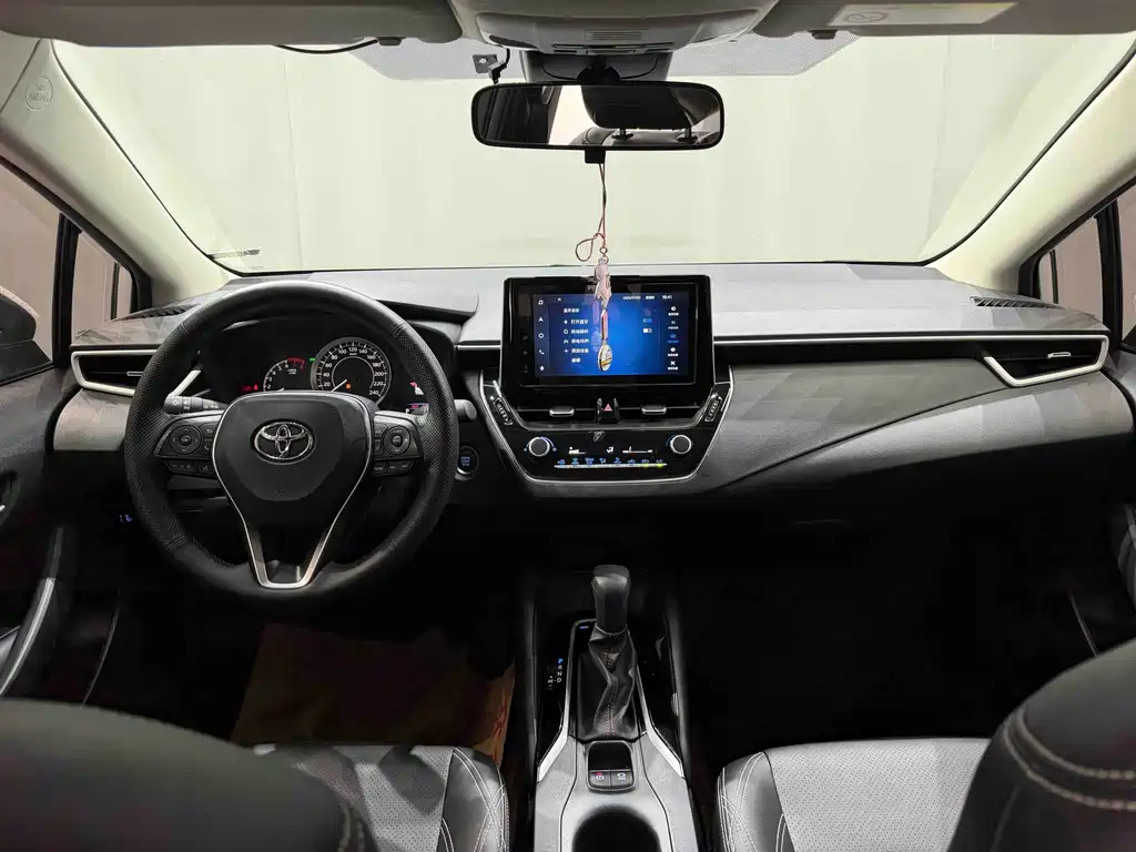 Toyota Corolla 2022 — фото 12
