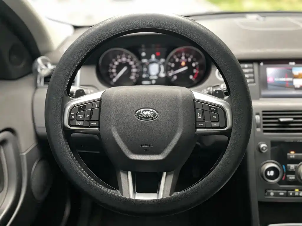 Land Rover Discovery Sport 2019 — фото 15