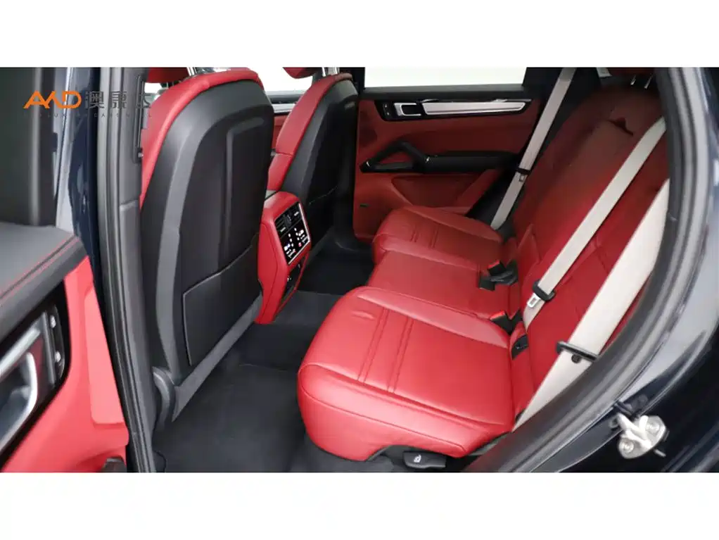 Porsche Cayenne 2023