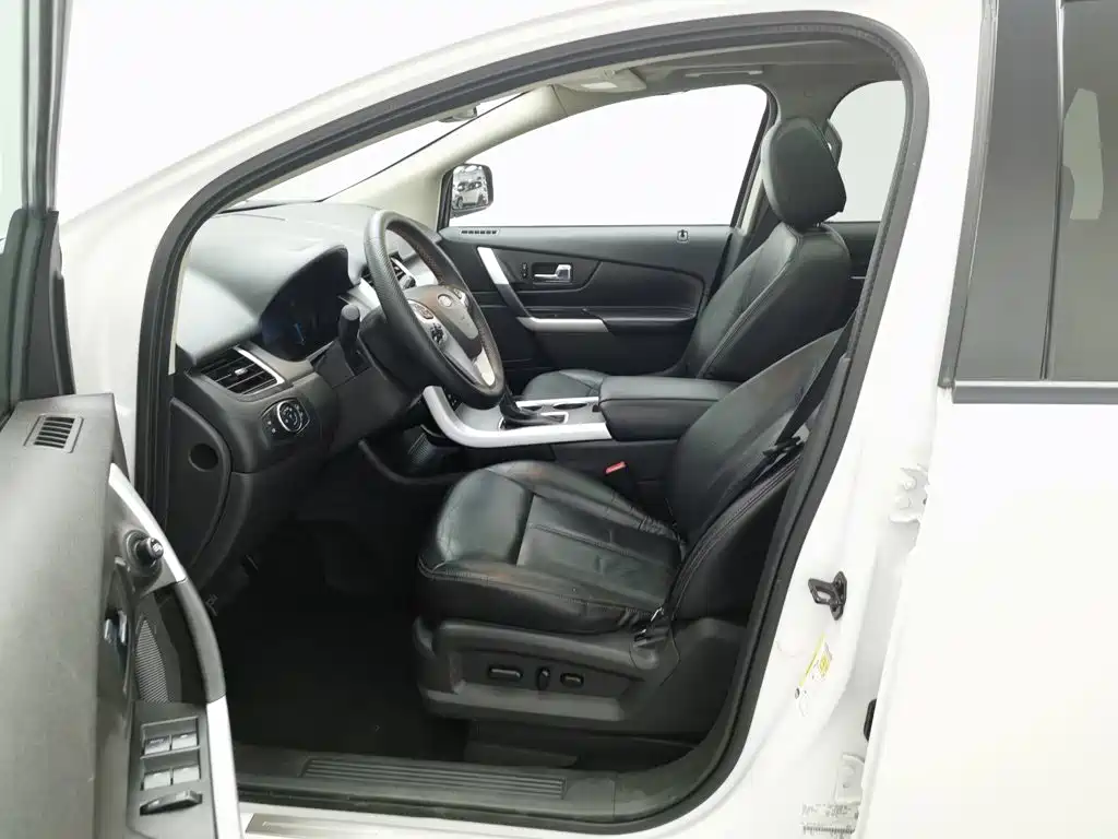 Ford Edge 2014 — фото 10