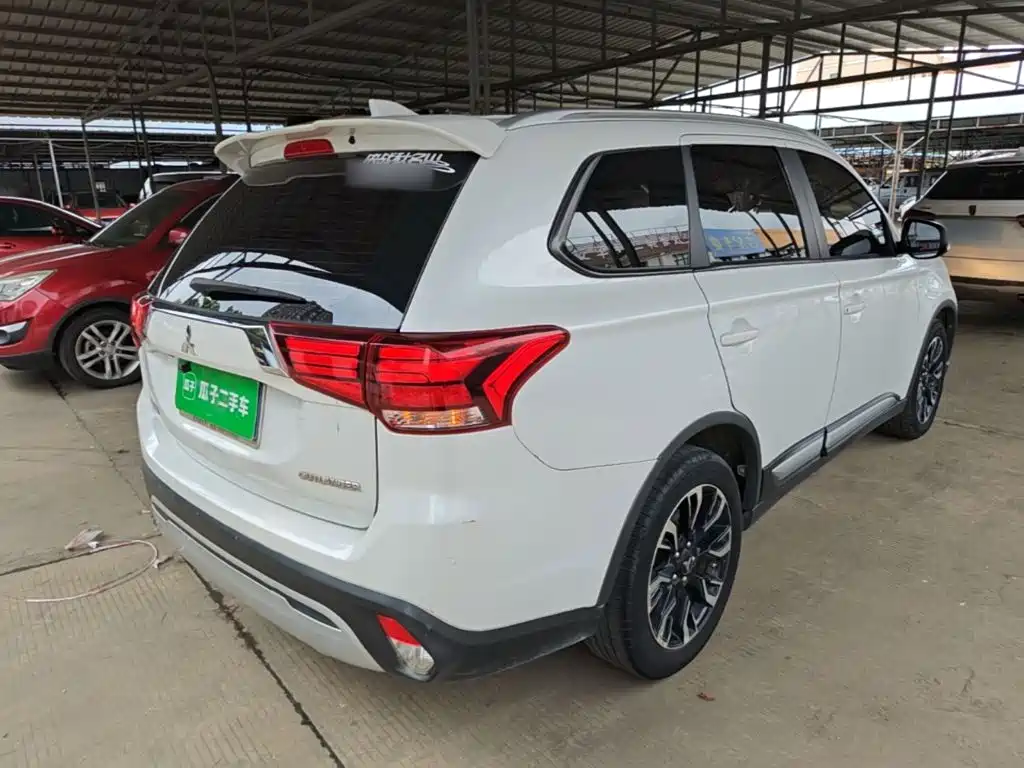 Mitsubishi Outlander 2019
