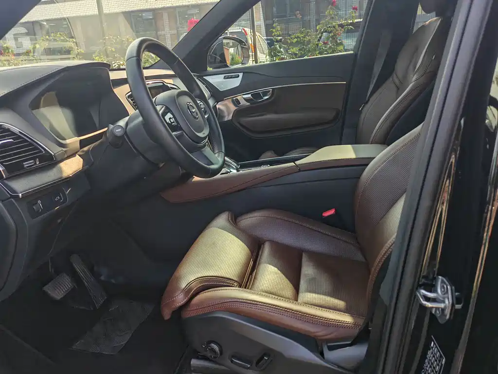 Volvo XC90 2022