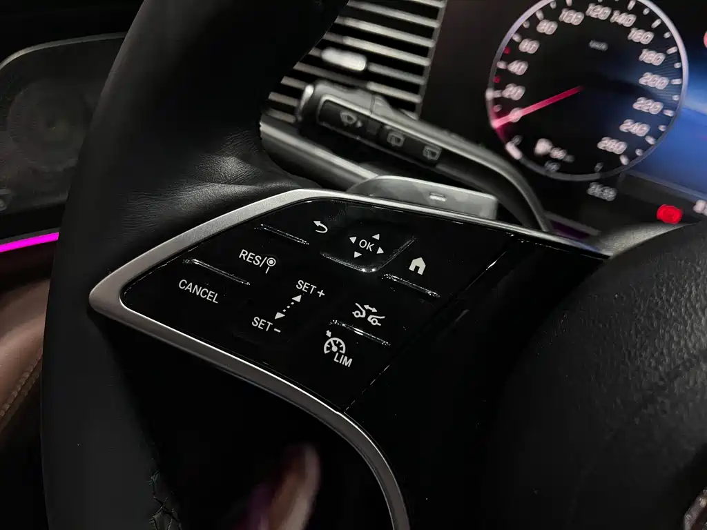 Mercedes-Benz GLE 2023 — фото 19