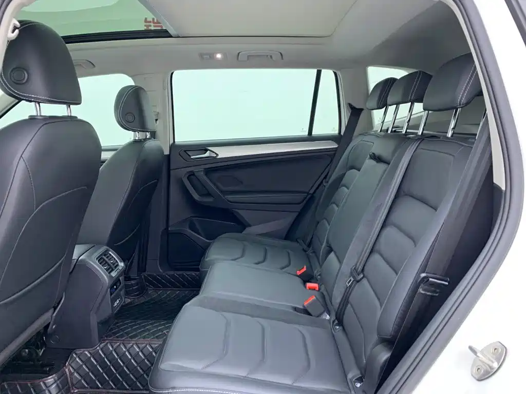 Volkswagen Tiguan L 2020 — фото 14
