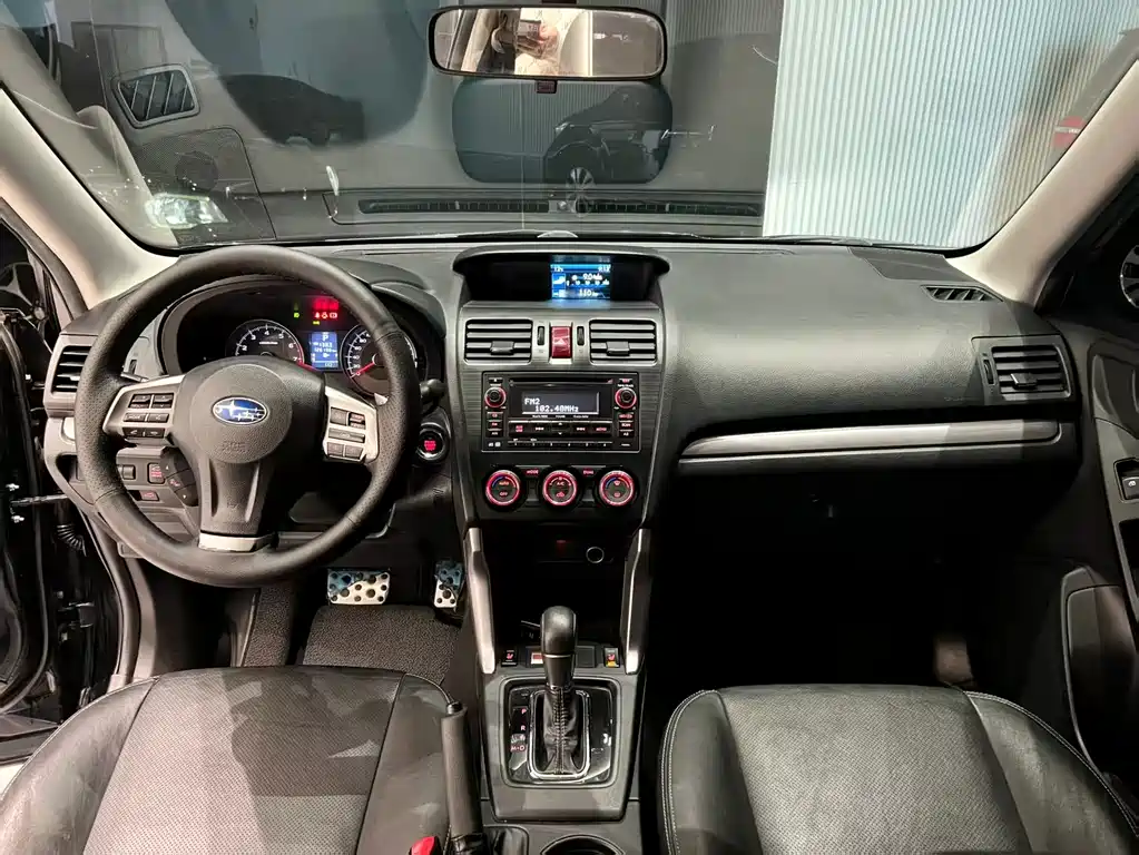 Subaru Forester 2015