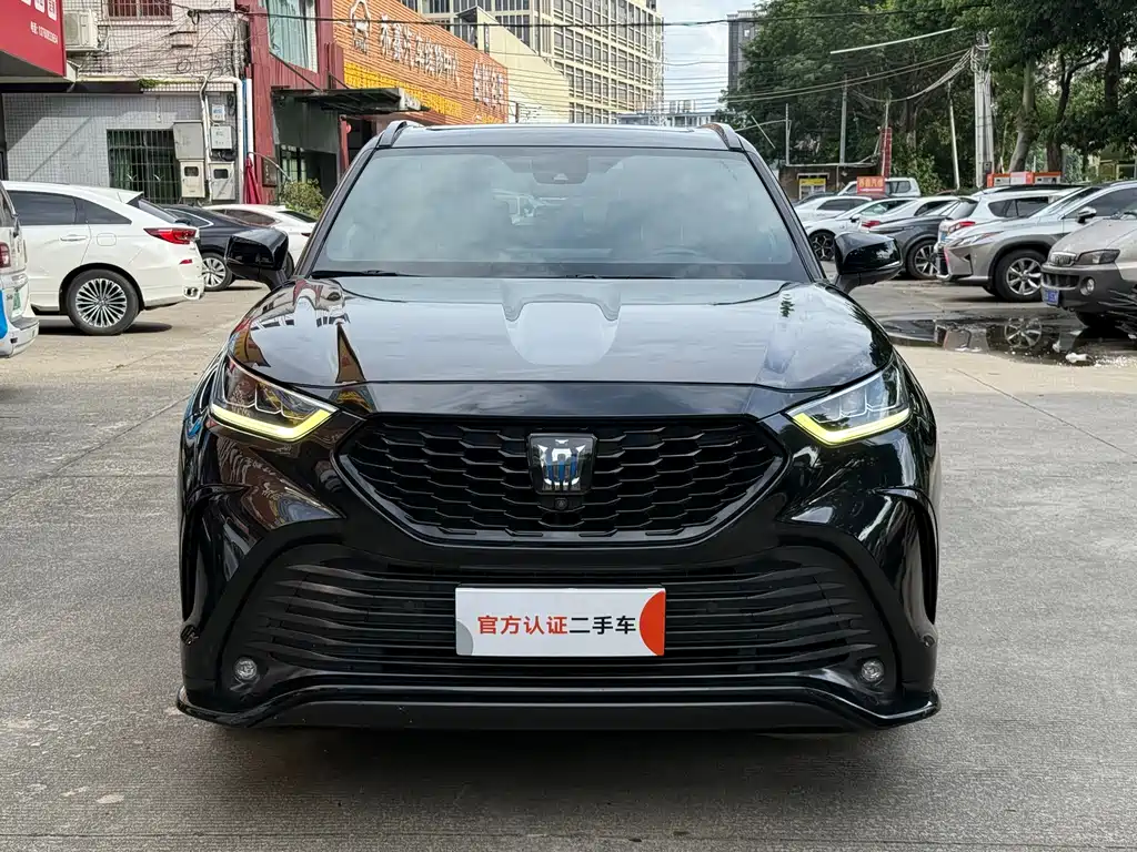 Toyota Crown Kluger 2021