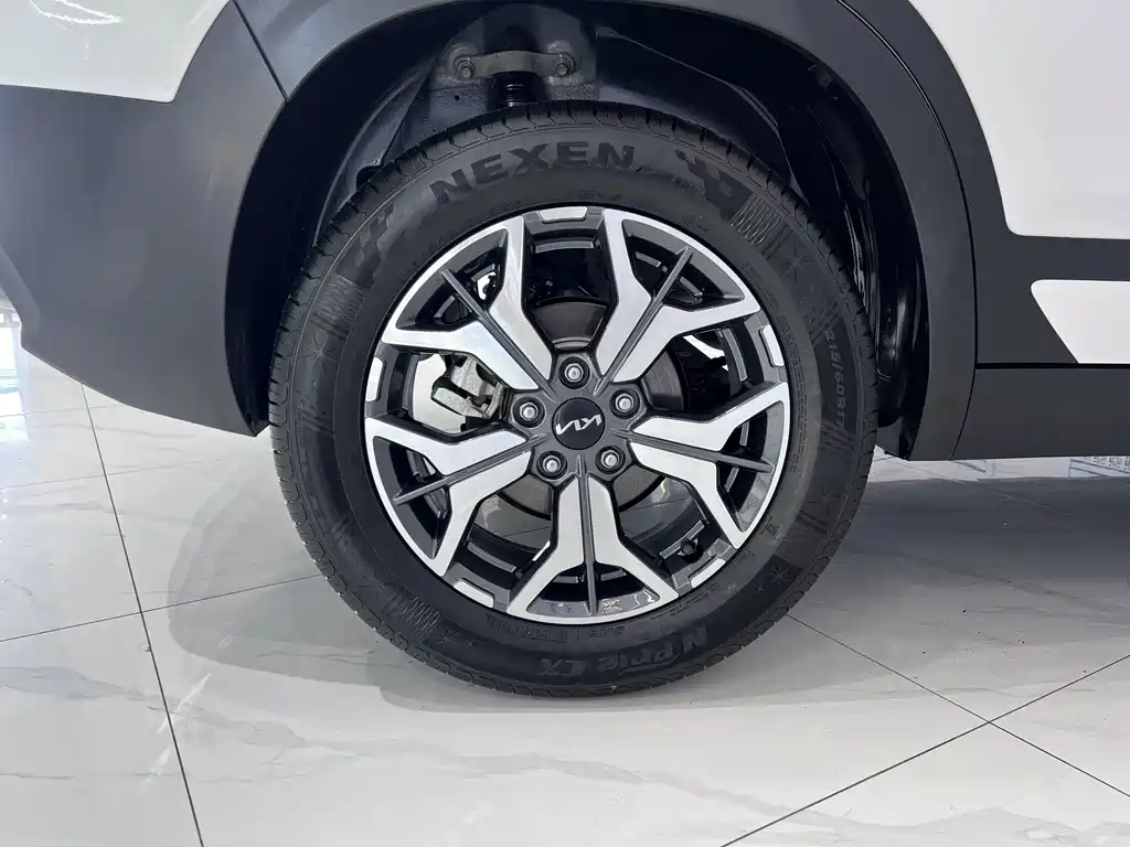 Kia KX3 2023 — фото 18