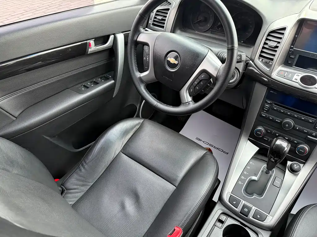 Chevrolet Captiva 2014 — фото 16