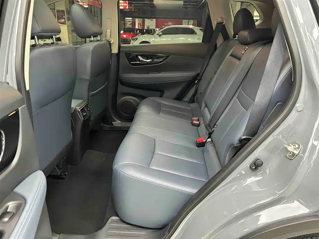Nissan X-Trail 2025 — фото 15