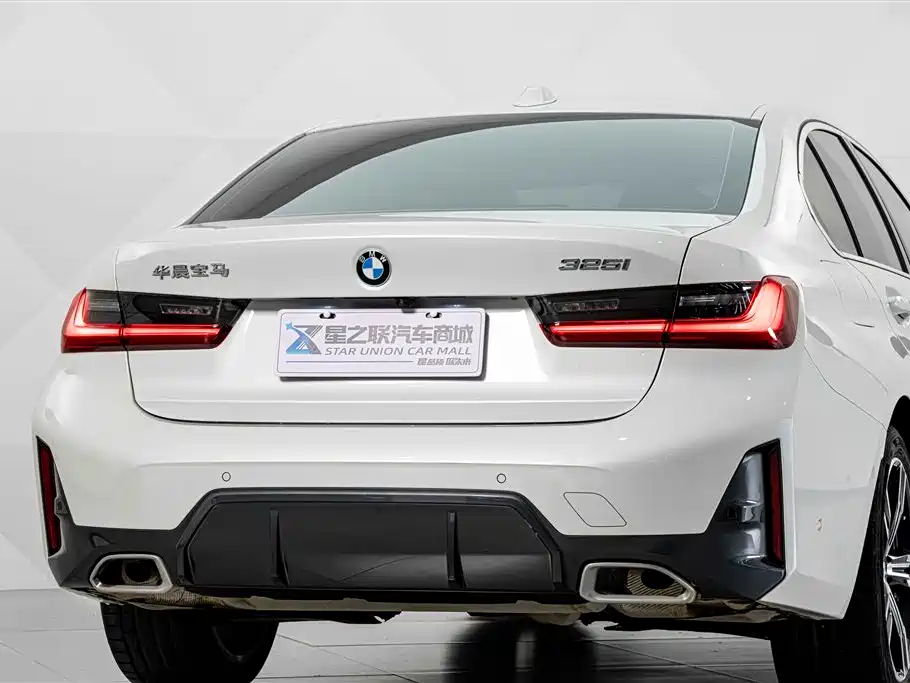 BMW 3 Series 2024