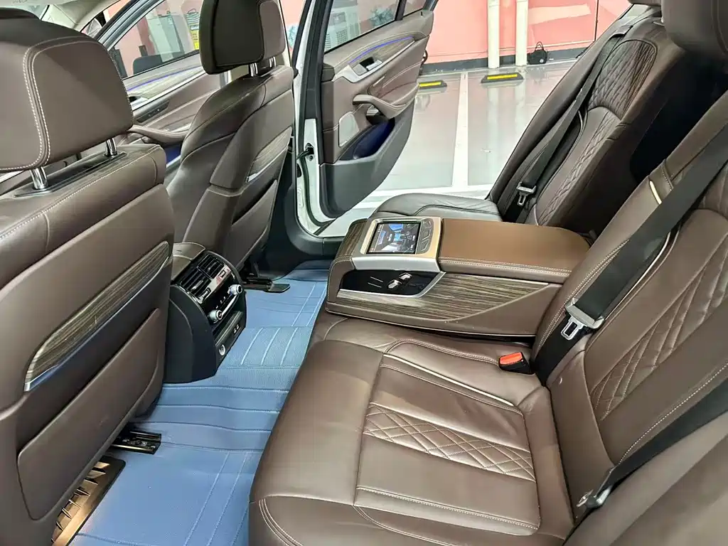 BMW 5 Series 2020