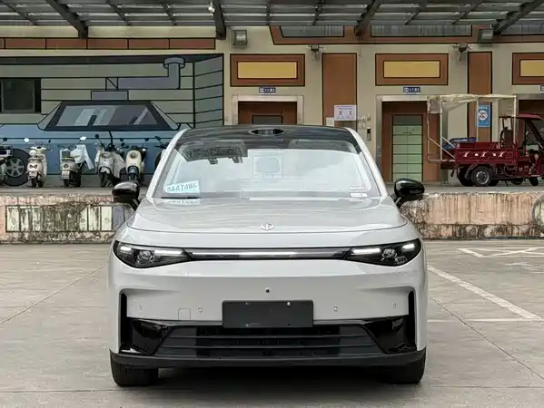 Leapmotor C10 2025